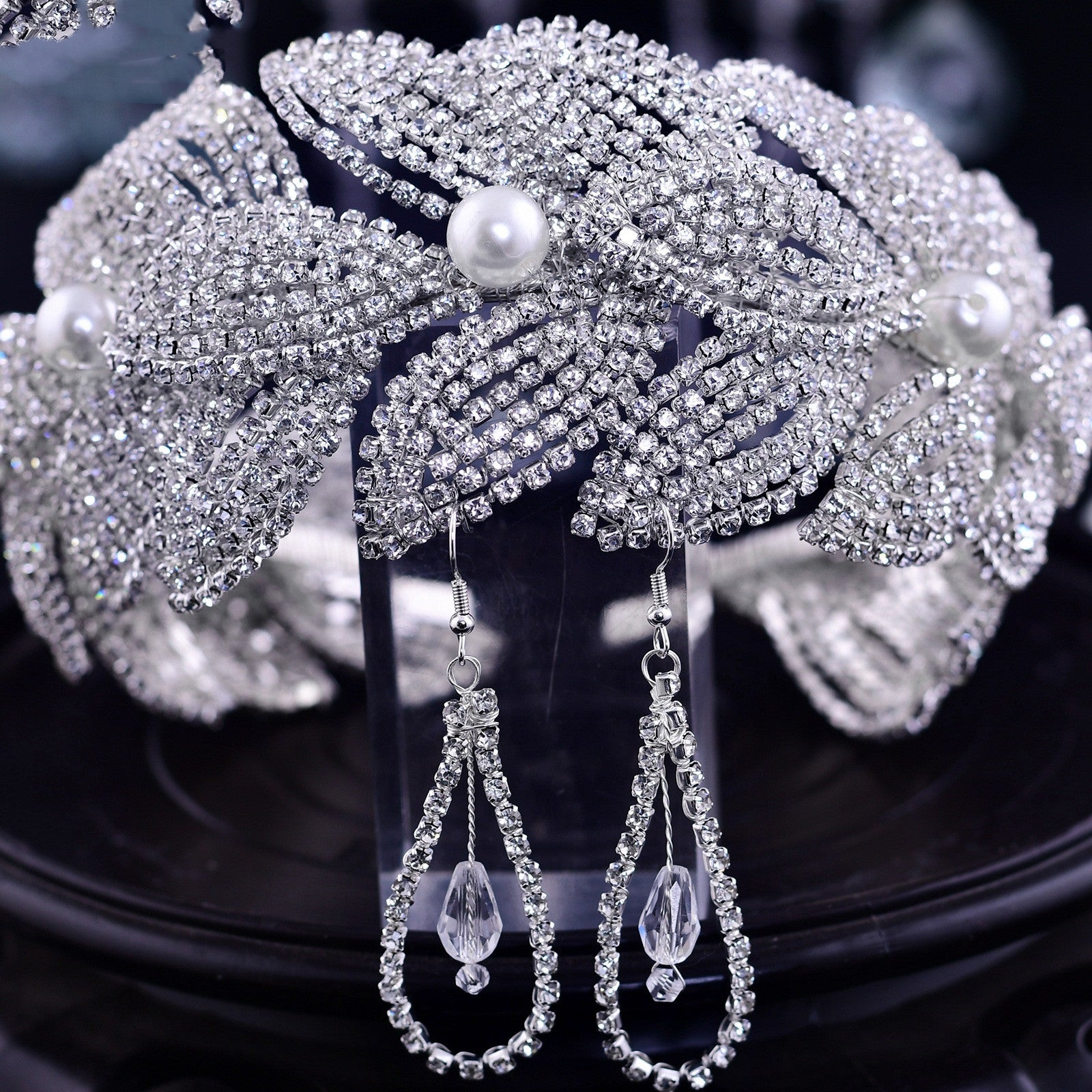 Rhinestone Leaf Hair Band